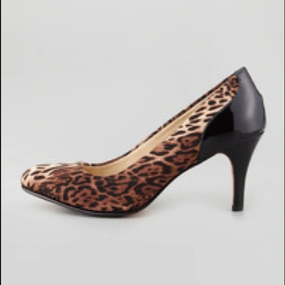 FINAL PRICE Teaneck Leopard Print Pump Brown Multi by Taryn Rose - Picture 2 of 6
